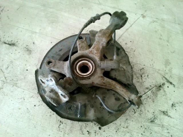 bontott MERCEDES-BENZ A-CLASS Jobb első Csonkállvány Kerékaggyal