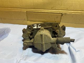 bontott MERCEDES-BENZ A-CLASS Jobb első Féknyereg Munkahengerrel