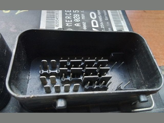 bontott MERCEDES-BENZ A-CLASS Motorvezérlő