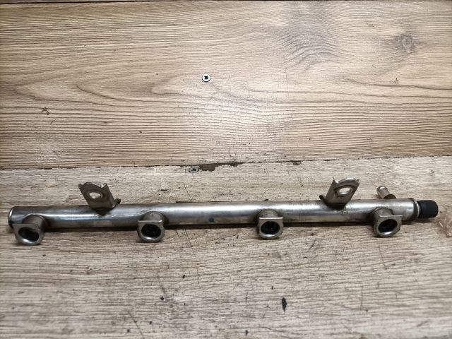 bontott MERCEDES-BENZ A-CLASS Porlasztó Sor / Híd