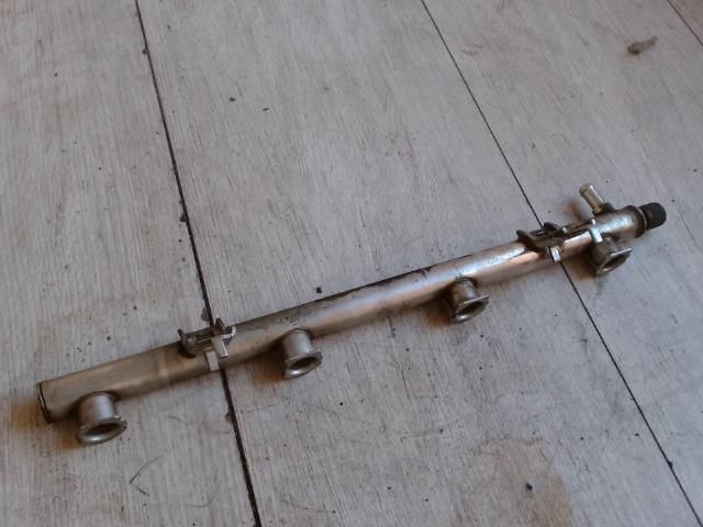 bontott MERCEDES-BENZ A-CLASS Porlasztó Sor / Híd