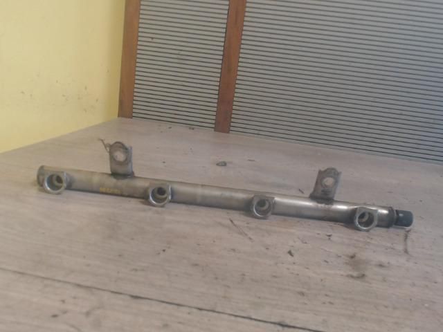 bontott MERCEDES-BENZ A-CLASS Porlasztó Sor / Híd