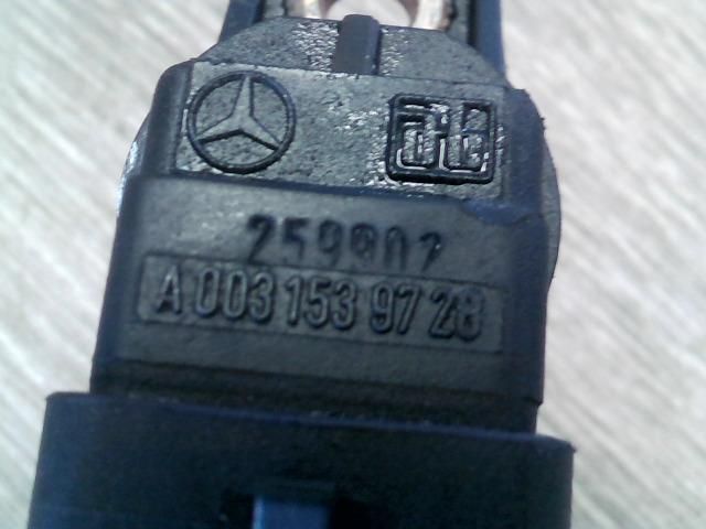 bontott MERCEDES-BENZ A-CLASS Vezérműtengely Fordulatszám Jeladó