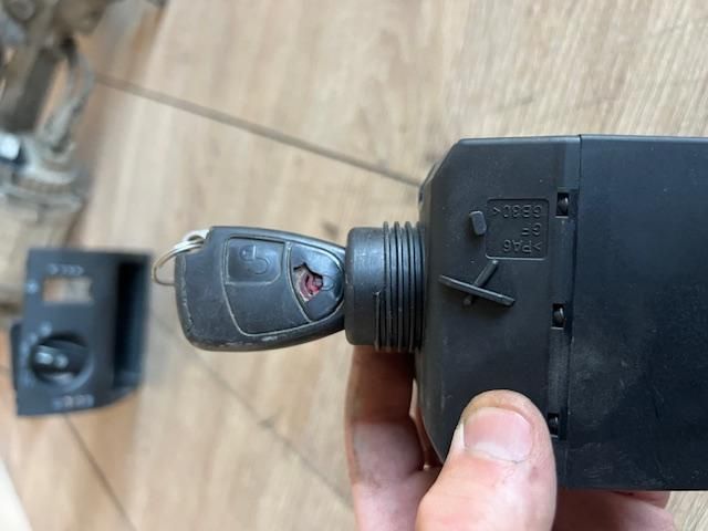 bontott MERCEDES-BENZ A-CLASS Gyújtáskapcsoló