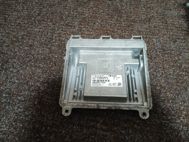 bontott MERCEDES-BENZ A-CLASS Motorvezérlő