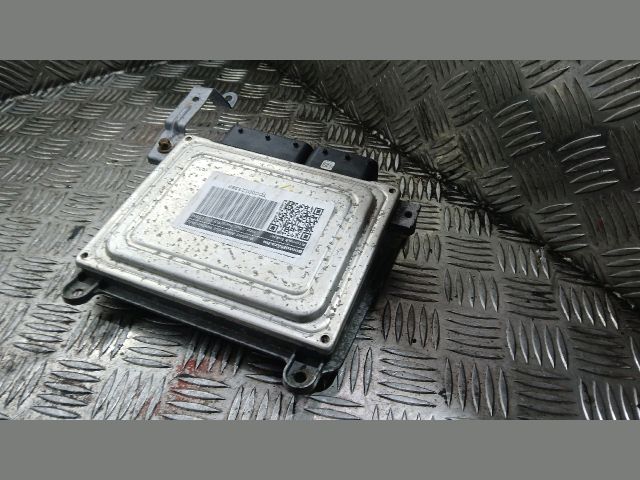 bontott MERCEDES-BENZ A-CLASS Motorvezérlő