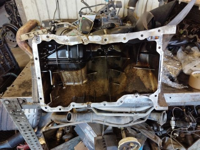 bontott MERCEDES-BENZ A-CLASS Olajteknő