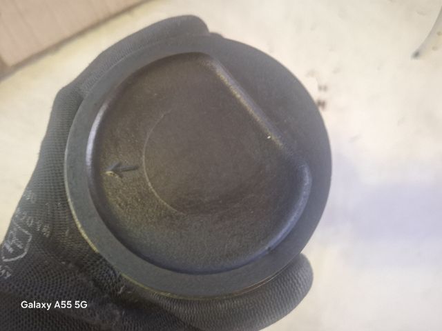 bontott MERCEDES-BENZ A-CLASS Dugattyú és Hajtókar