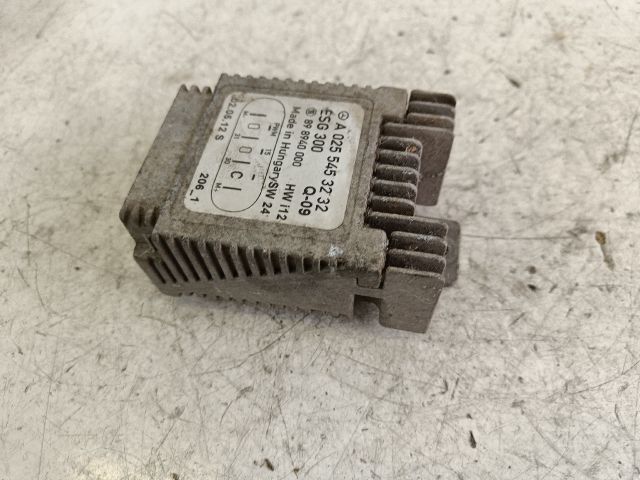 bontott MERCEDES-BENZ A-CLASS Hűtőventilátor Relé