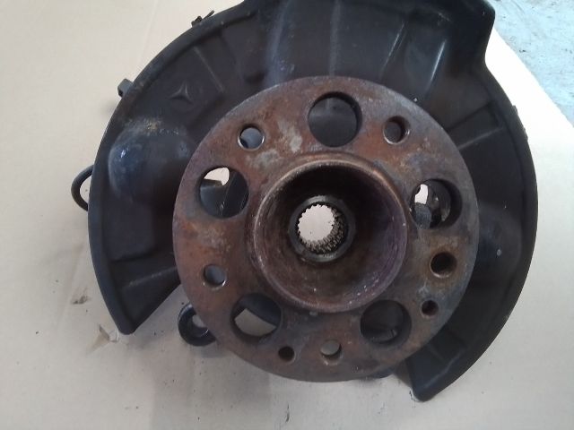 bontott MERCEDES-BENZ A-CLASS Jobb első Csonkállvány Kerékaggyal