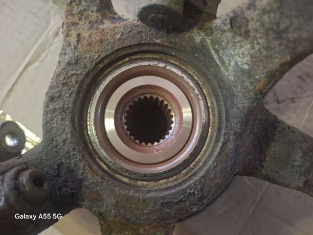 bontott MERCEDES-BENZ A-CLASS Jobb első Csonkállvány Kerékaggyal