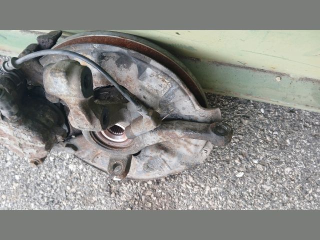 bontott MERCEDES-BENZ A-CLASS Jobb első Csonkállvány Kerékaggyal