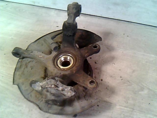 bontott MERCEDES-BENZ A-CLASS Jobb első Csonkállvány Kerékaggyal