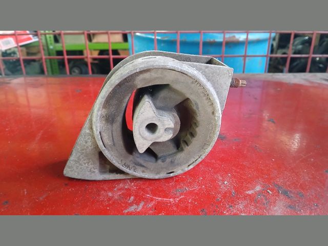 bontott MERCEDES-BENZ A-CLASS Motor Tartó Bak Jobb