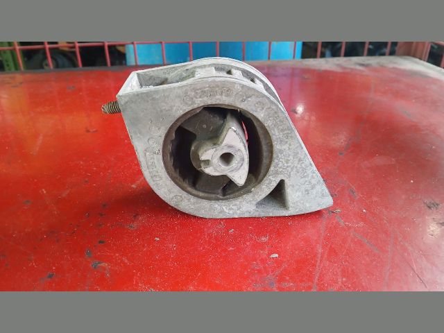 bontott MERCEDES-BENZ A-CLASS Motor Tartó Bak Jobb