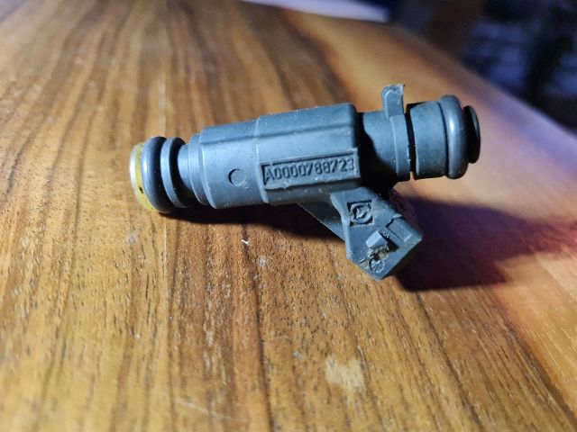 bontott MERCEDES-BENZ A-CLASS Porlasztó (1 db)