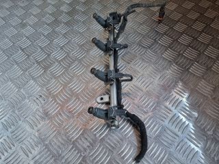 bontott MERCEDES-BENZ A-CLASS Porlasztó Sor / Híd