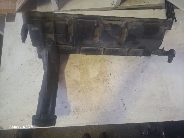 bontott MERCEDES-BENZ A-CLASS Szelepfedél