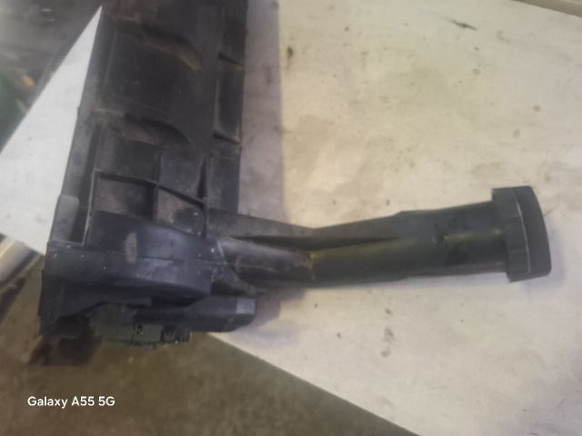 bontott MERCEDES-BENZ A-CLASS Szelepfedél