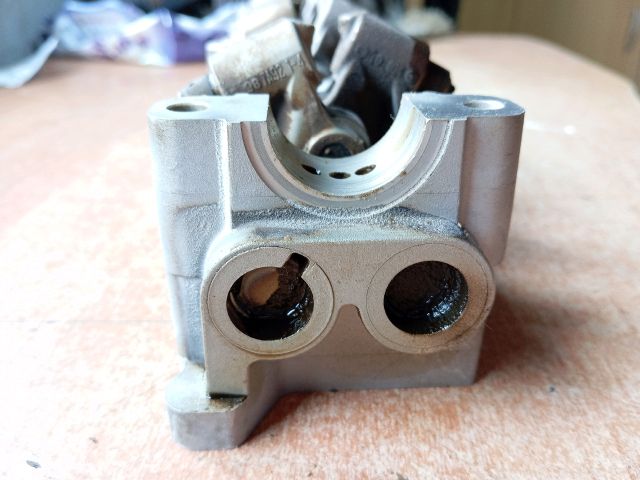 bontott MERCEDES-BENZ A-CLASS Vezérműtengely Ház