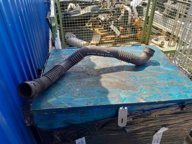 bontott MERCEDES-BENZ A-CLASS Légbeömlő Cső