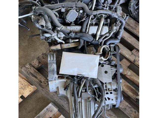 bontott MERCEDES-BENZ A-CLASS Motor (Fűzött blokk hengerfejjel)