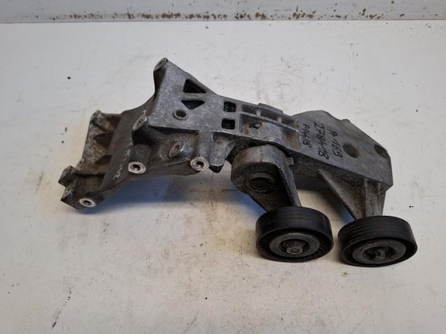 bontott MERCEDES-BENZ A-CLASS Szíjfeszítő Görgő