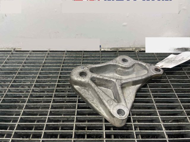 bontott MERCEDES-BENZ A-CLASS Váltó Tartó Bak (Pozíciófüggetlen)