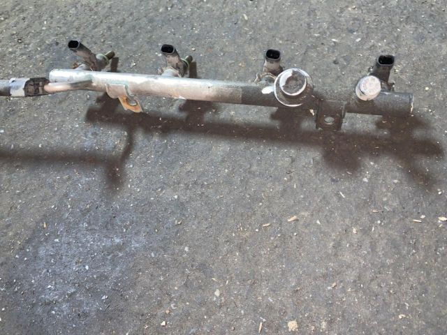 bontott MERCEDES-BENZ A-CLASS Közösnyomócső