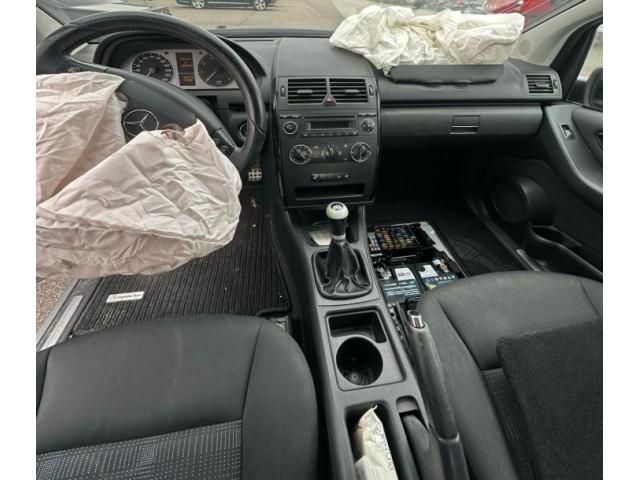 bontott MERCEDES-BENZ A-CLASS Motor Tartó Bak Bal