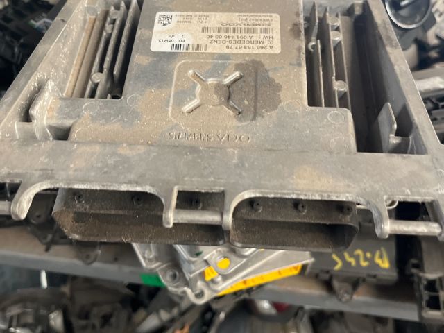 bontott MERCEDES-BENZ A-CLASS Motorvezérlő