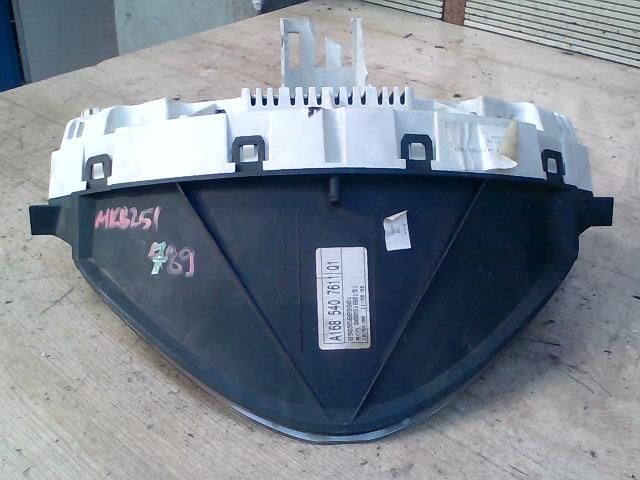 bontott MERCEDES-BENZ A-CLASS Kilométeróra