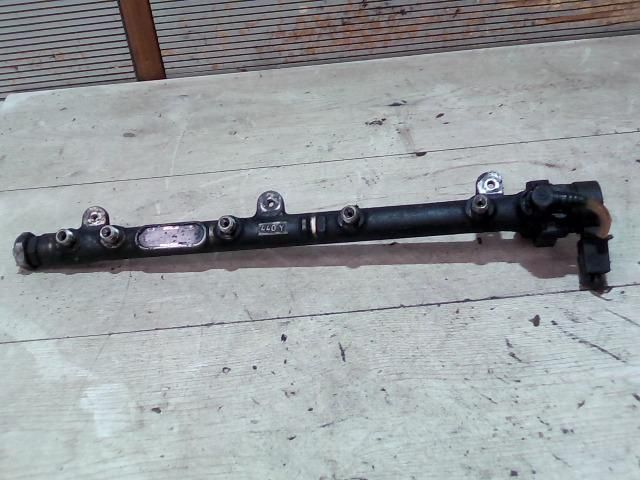 bontott MERCEDES-BENZ A-CLASS Közösnyomócső