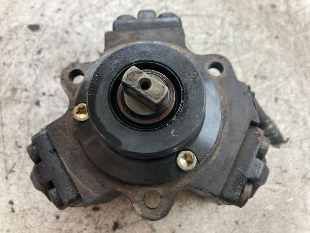 bontott MERCEDES-BENZ A-CLASS Nagynyomású Szivattyú