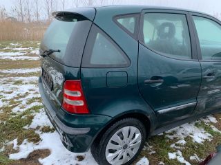 bontott MERCEDES-BENZ A-CLASS Jobb első Csonkállvány Kerékaggyal