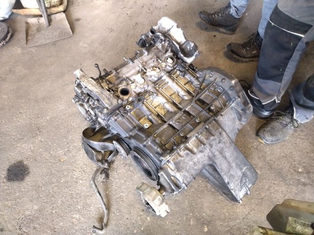 bontott MERCEDES-BENZ A-CLASS Motor (Fűzött blokk hengerfejjel)