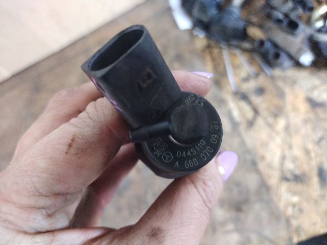 bontott MERCEDES-BENZ A-CLASS Porlasztó (1 db)