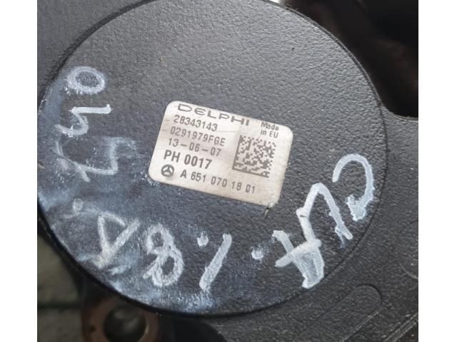 bontott MERCEDES-BENZ A-CLASS Adagoló