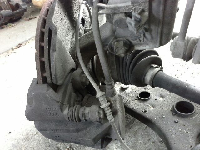 bontott MERCEDES-BENZ A-CLASS Bal első Csonkállvány Kerékaggyal