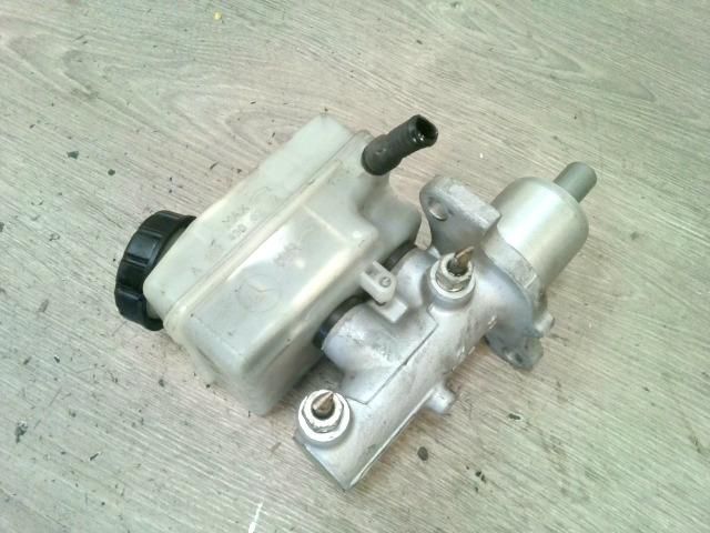 bontott MERCEDES-BENZ A-CLASS Főfékhenger