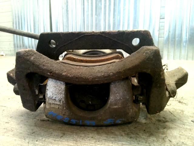 bontott MERCEDES-BENZ A-CLASS Jobb első Féknyereg Munkahengerrel