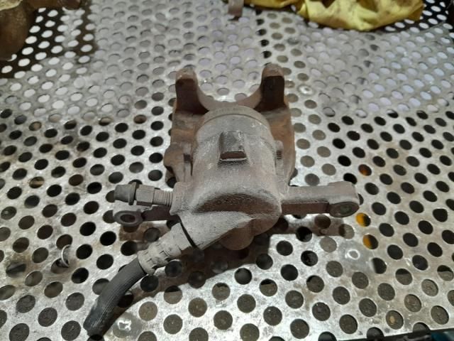 bontott MERCEDES-BENZ A-CLASS Jobb hátsó Féknyereg Munkahengerrel