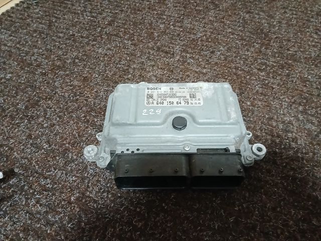 bontott MERCEDES-BENZ A-CLASS Motorvezérlő