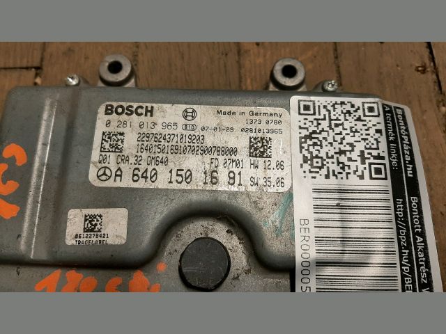 bontott MERCEDES-BENZ A-CLASS Motorvezérlő