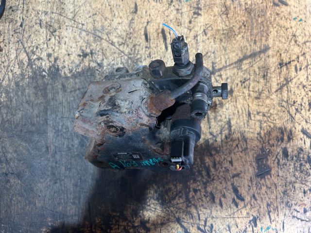 bontott MERCEDES-BENZ A-CLASS Nagynyomású Szivattyú