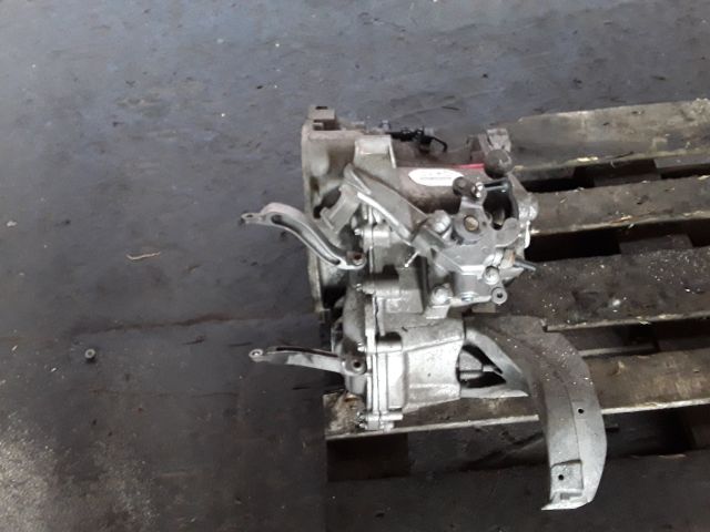 bontott MERCEDES-BENZ A-CLASS Váltó (Mechanikus)