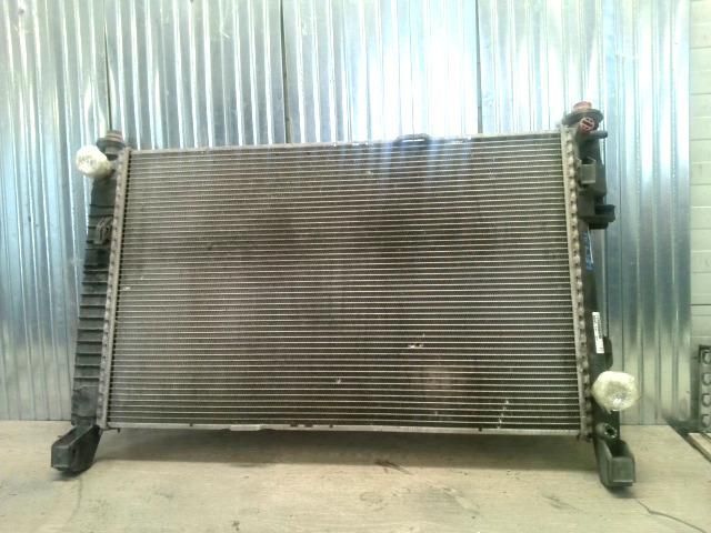 bontott MERCEDES-BENZ A-CLASS Vízhűtő Radiátor (Klímás)