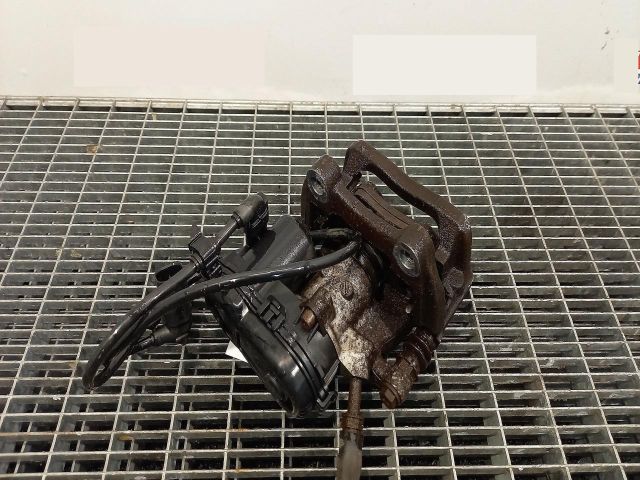 bontott MERCEDES-BENZ A-CLASS Bal hátsó Féknyereg Munkahengerrel