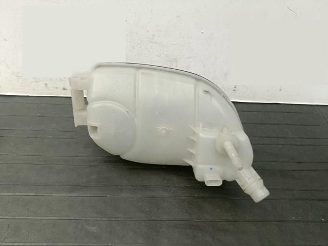 bontott MERCEDES-BENZ A-CLASS Kiegyenlítő Tartály