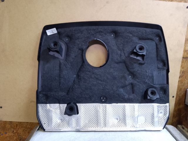 bontott MERCEDES-BENZ A-CLASS Felső Motorburkolat